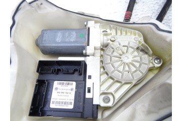 1K0959792G ELEVALUNAS DELANTERO DERECHO SEAT TOLEDO (5P2) Sport-up 2006 1K0959792G 213063 SEAT - 1