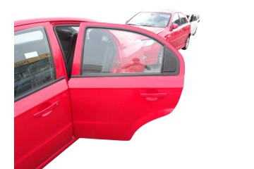 ROJA PUERTA TRASERA IZQUIERDA CHEVROLET AVEO BERLINA LT 2010 ROJA 212222 CHEVROLET - 2