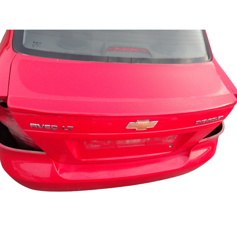 ROJA TAPA MALETERO CHEVROLET AVEO BERLINA LT 2010 ROJA 212224 CHEVROLET - 1