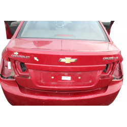 GRANATE TAPA MALETERO CHEVROLET CRUZE