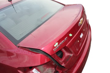 GRANATE TAPA MALETERO CHEVROLET CRUZE LS 2010 GRANATE 211948 CHEVROLET - 1