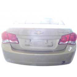 ORO TAPA MALETERO CHEVROLET CRUZE