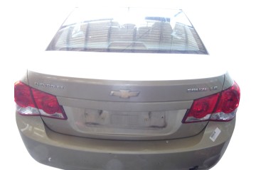 ORO  TAPA MALETERO CHEVROLET CRUZE LS 2011 ORO 214068 CHEVROLET - 1
