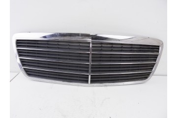 2108800583 REJILLA DELANTERA MERCEDES-BENZ CLASE E (BM 210) BERLINA 200 Kompressor (210.048) 2002 2108800583 210142 MERCEDES-BEN