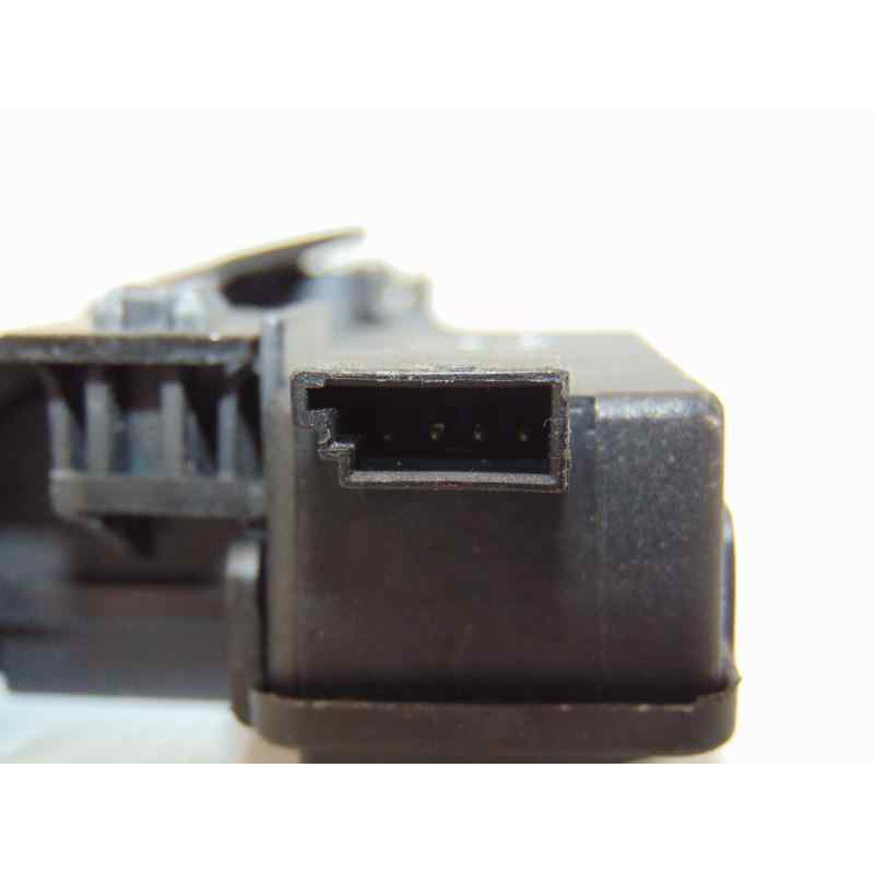 8196401  CERRADURA MALETERO / PORTON BMW SERIE 3 BERLINA (E46) 316i 2001 8196401 187571 BMW - 2