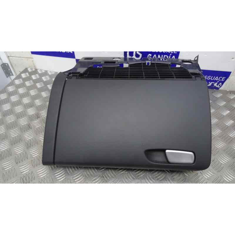 8K1857035 GUANTERA AUDI A4 AVANT (8K5) Básico Quattro 2008 8K1857035 159105 AUDI - 1