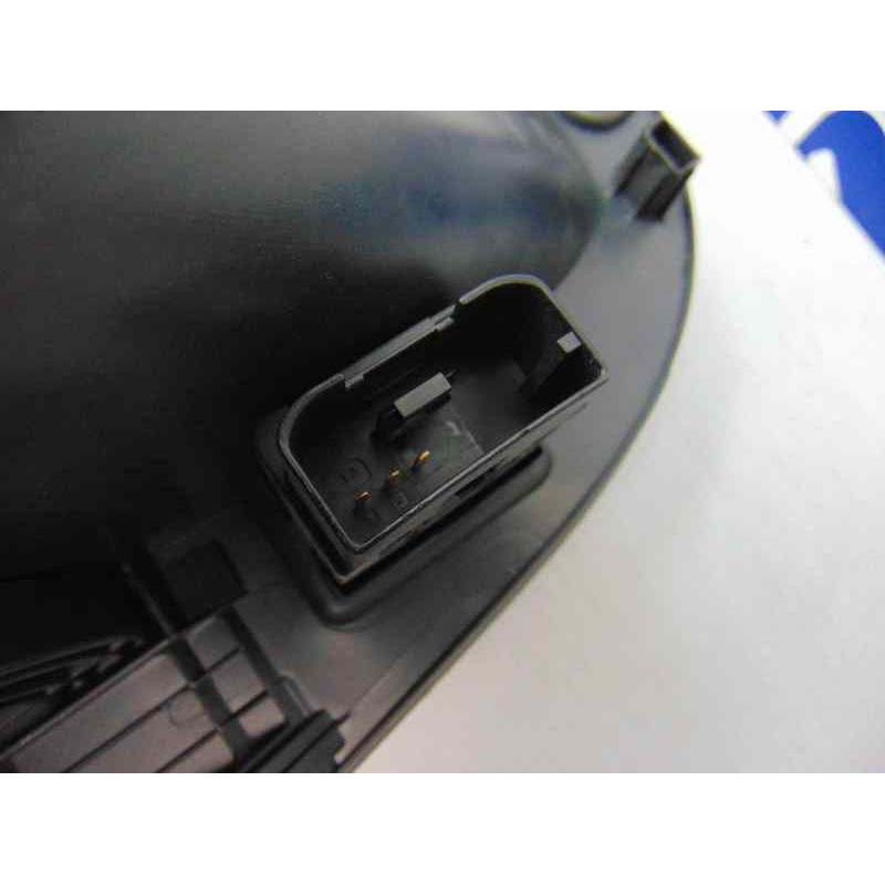 6P1857103 GUANTERA SEAT IBIZA (6P1) Reference 6P1857103 183530 SEAT - 1