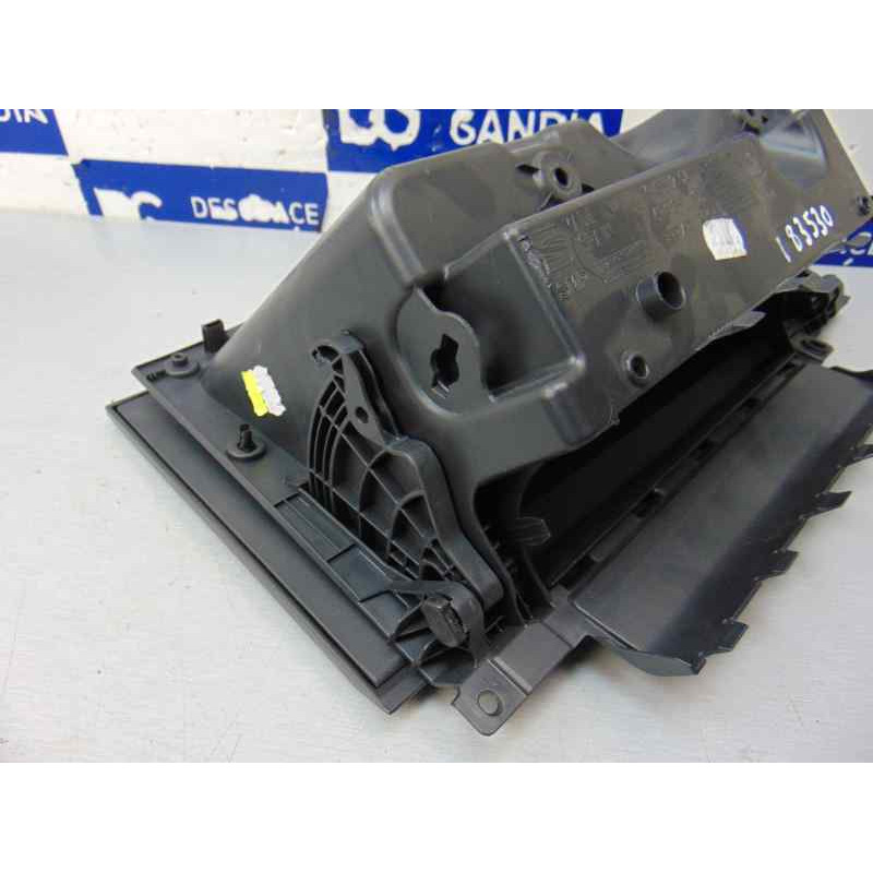 6P1857103 GUANTERA SEAT IBIZA (6P1) Reference 6P1857103 183530 SEAT - 2