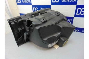 AG9T-48781-AB GUANTERA FORD S-MAX (CA1) Limited Edition 2011 AG9T-48781-AB 183915 FORD - 4