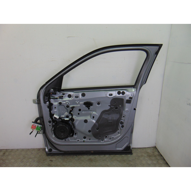 GRIS CENIZA PUERTA DELANTERA DERECHA DS 3 CROSSBACK