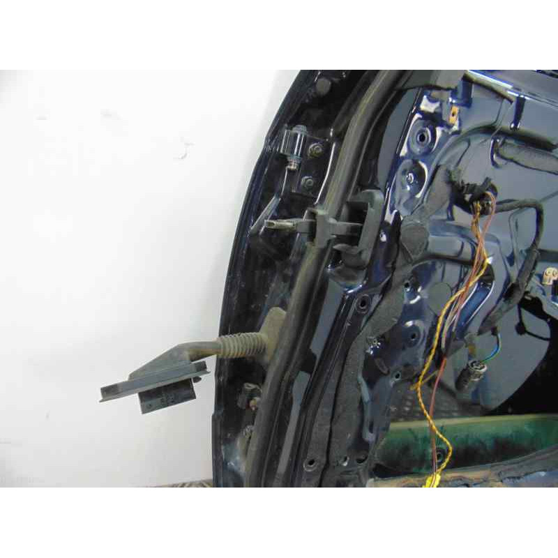AZUL PUERTA TRASERA DERECHA BMW SERIE 5 TOURING (E39)