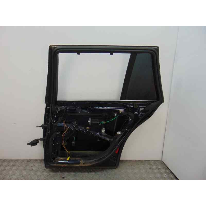 AZUL PUERTA TRASERA DERECHA BMW SERIE 5 TOURING (E39)