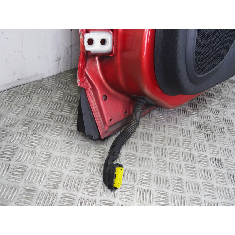 GRANATE PUERTA TRASERA DERECHA RENAULT CLIO IV Dynamique 2014 GRANATE 208506 RENAULT - 1