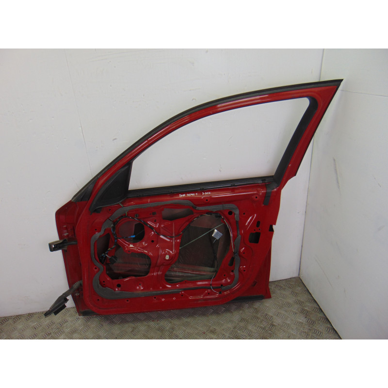 ROJO PUERTA DELANTERA DERECHA BMW SERIE 1 BERLINA (E81/E87)