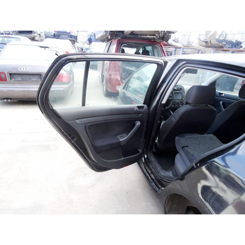 NEGRA PUERTA TRASERA IZQUIERDA VOLKSWAGEN GOLF V (1K1)(10.2003) Trendline 2004 NEGRA 210089 VOLKSWAGEN - 2