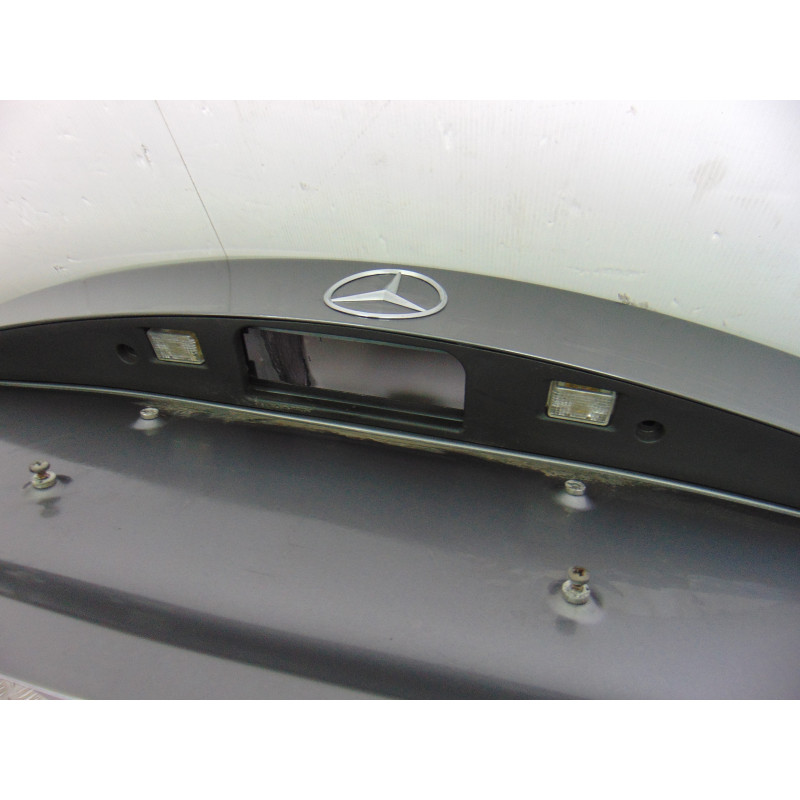GRIS CENIZA TAPA MALETERO MERCEDES-BENZ CLASE CLA (BM 117) CLA 220 CDI 4Matic (117.305) 2015 GRIS CENIZA 193544 MERCEDES-BENZ - 