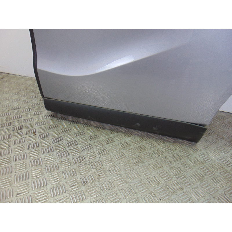 GRIS CENIZA PUERTA TRASERA IZQUIERDA DS 3 CROSSBACK