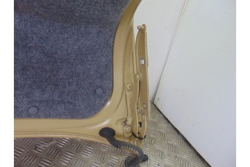 ORO TAPA MALETERO BMW SERIE 3 BERLINA (E46) 320d 2001 ORO 190387 BMW - 1