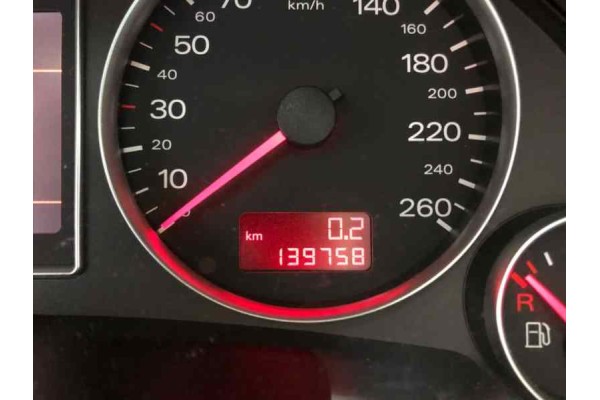 AUDI A4 AVANT (8E) 2.7 TDI (DPF)