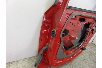 ROJO PUERTA TRASERA DERECHA BMW SERIE 1 BERLINA (E81/E87) 123d 2009 ROJO 191126 BMW - 1