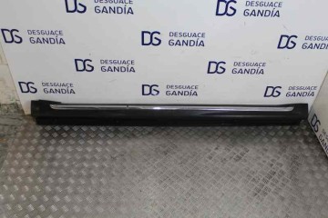 NEGRA PLASTICO FALDON LATERAL MITSUBISHI OUTLANDER (CW0) Motion 2WD 2011 NEGRA PLASTICO 162985 MITSUBISHI - 1