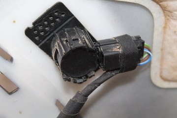 GRIS OSCURO PARAGOLPES TRASERO FORD PUMA ST-Line 2023 GRIS OSCURO 214409 FORD - 1