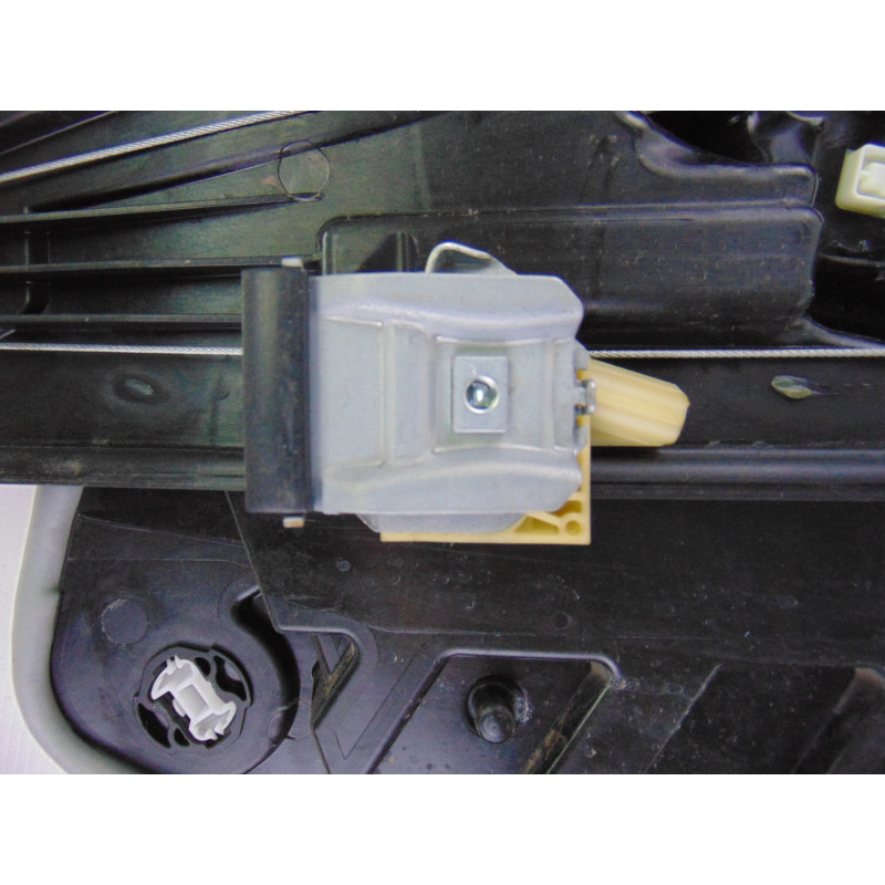L1TBS23200CD ELEVALUNAS DELANTERO DERECHO FORD PUMA