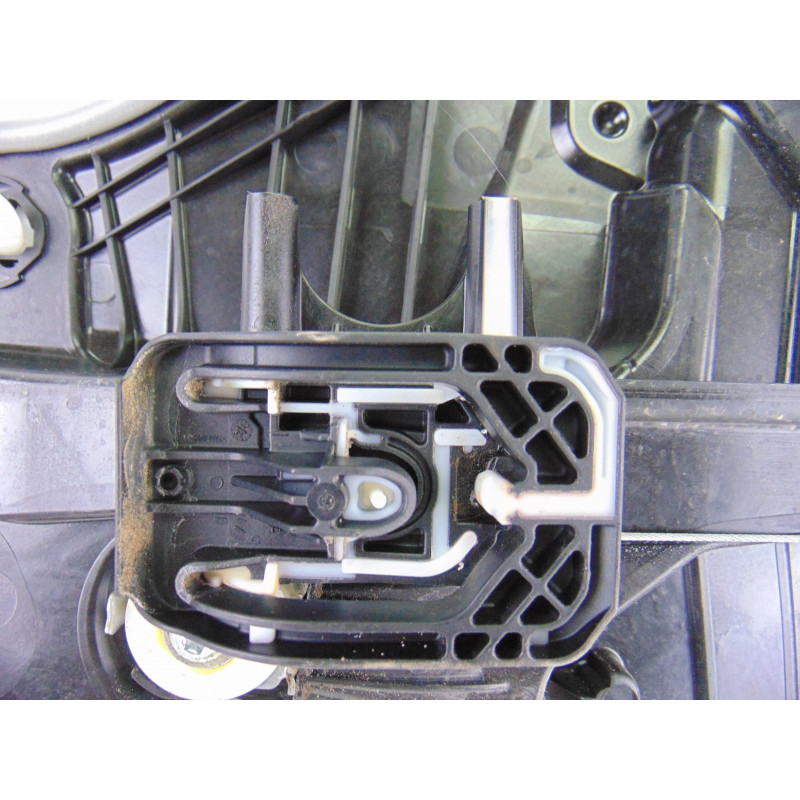 L1TBS27000CD ELEVALUNAS TRASERO DERECHO FORD PUMA