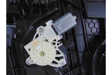 L1TBS23201CD ELEVALUNAS DELANTERO IZQUIERDO FORD PUMA Hybrid ST-Line 2021 L1TBS23201CD 206310 FORD - 1