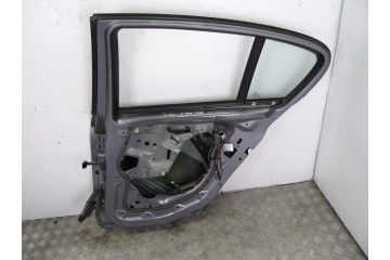GRIS PUERTA TRASERA DERECHA BMW SERIE 1 BERLINA (E81/E87) 118d 2010 GRIS 202321 BMW - 2