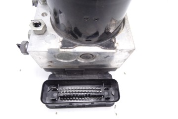 P31400544 ABS VOLVO V60 FAMILIAR Summum 2014 P31400544 208265 VOLVO - 1