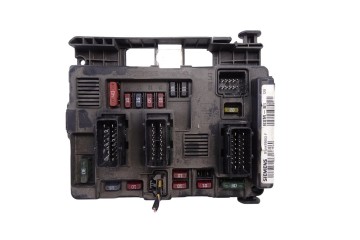 9643498880  CAJA RELES / FUSIBLES CITROEN BERLINGO 1.9 D SX Familiar 2003 9643498880 214278 CITROEN - 1