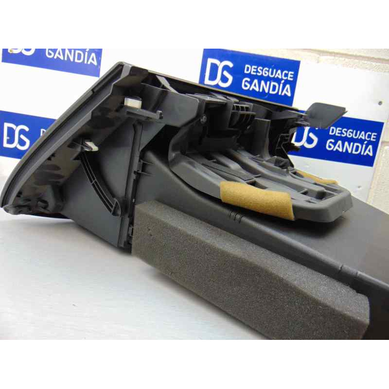 BBM4-64111K3006 GUANTERA MAZDA 3 BERLINA (BL) Active 2012 BBM4-64111K3006 182744 MAZDA - 1