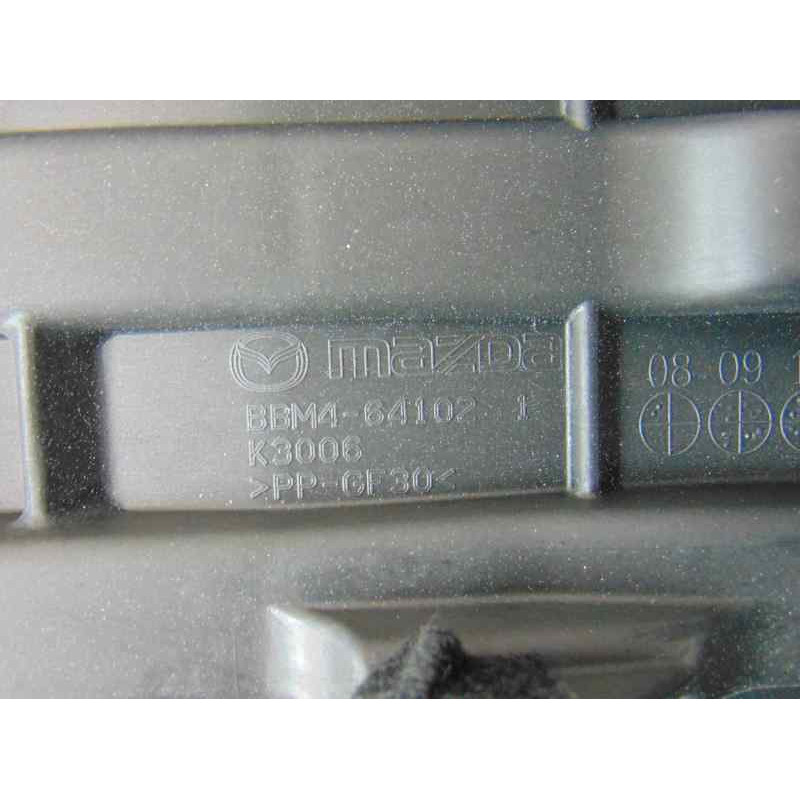 BBM4-64111K3006 GUANTERA MAZDA 3 BERLINA (BL) Active 2012 BBM4-64111K3006 182744 MAZDA - 5