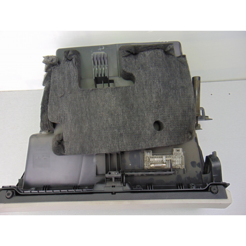 GRIS GUANTERA MERCEDES-BENZ CLASE A (BM 169)