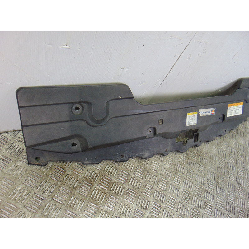 79460-21000 TRAVESAÑO SUPERIOR SSANGYONG RODIUS Xdi Limited 2005 79460-21000 196403 SSANGYONG - 2