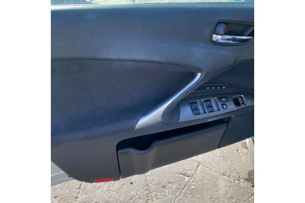 LEXUS IS (DS2/IS2) 250 V6