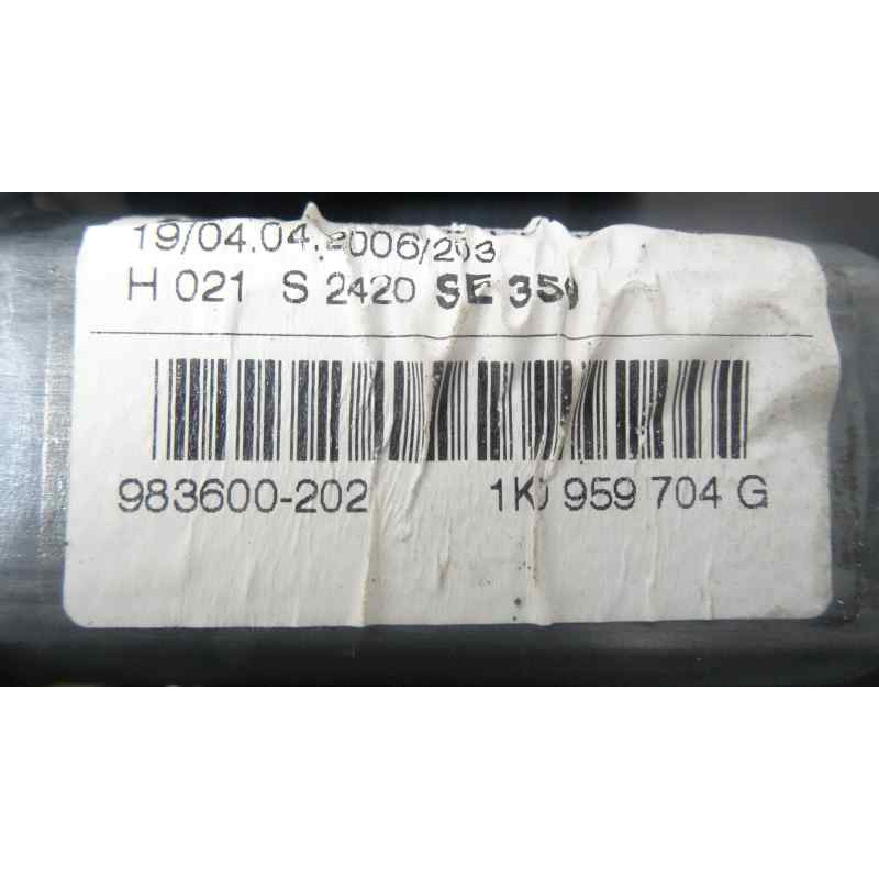 1K0959704G  ELEVALUNAS TRASERO DERECHO SEAT LEON (1P1) Stylance / Style 2009 1K0959704G 174701 SEAT - 1