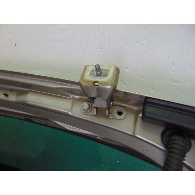 GRIS  PORTON TRASERO PEUGEOT 3008 Confort 2009 GRIS 202453 PEUGEOT - 3