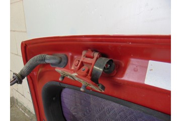 ROJO PORTON TRASERO BMW SERIE 1 BERLINA (E81/E87) 120d 2006 ROJO 166251 BMW - 5