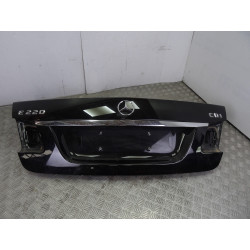 NEGRA TAPA MALETERO MERCEDES-BENZ CLASE E (BM 212) LIM.