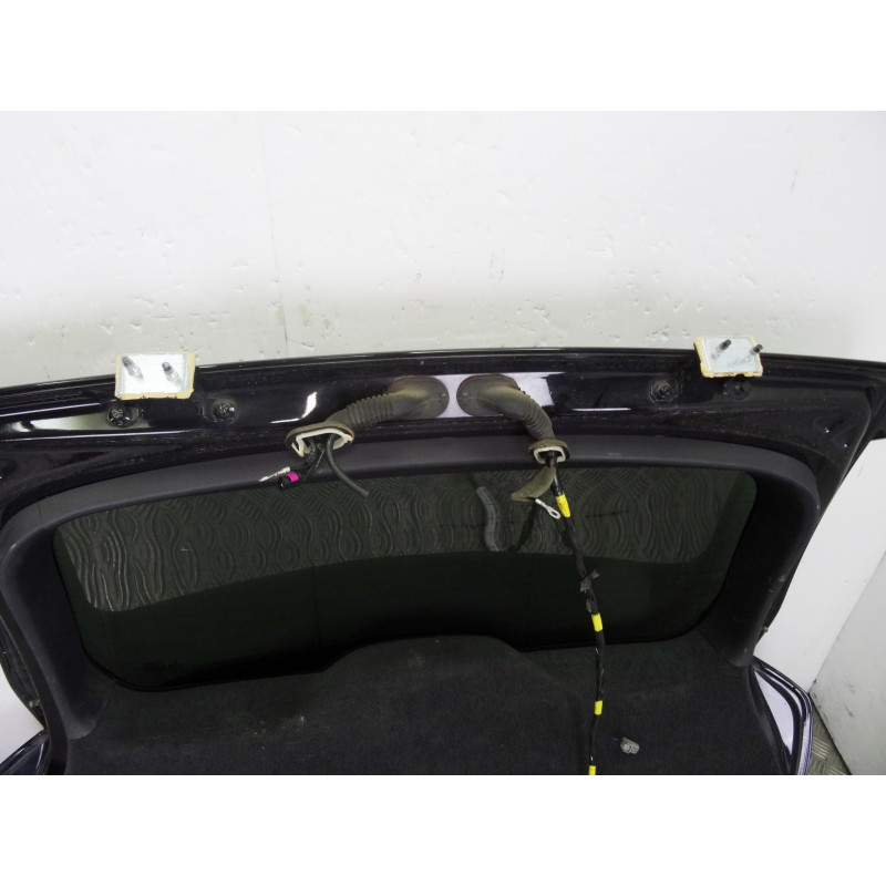 NEGRO PORTON TRASERO VOLVO V60 FAMILIAR