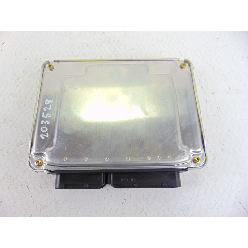 4Z7907401B  CENTRALITA MOTOR UCE AUDI ALLROAD QUATTRO QUATTRO (4B5) 2.5 TDI (132kW) 2003 4Z7907401B 203528 AUDI - 2