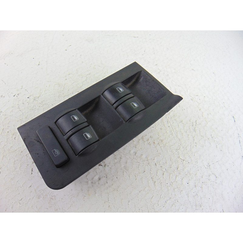 4B0959851 MANDO ELEVALUNAS DELANTERO IZQUIERDO AUDI ALLROAD QUATTRO QUATTRO (4B5) 2.5 TDI (132kW) 2003 4B0959851 203527 AUDI - 2