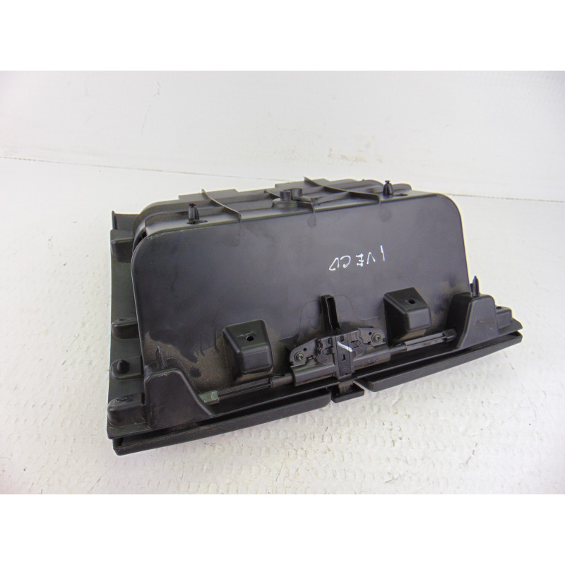 5801544529 GUANTERA IVECO DAILY FURGÓN Caja cerrada 45C... batalla 3000 2019 5801544529 200413 IVECO - 4