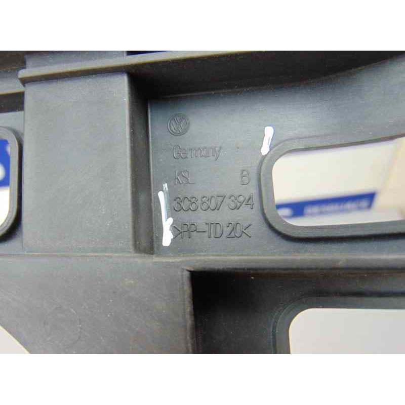 3C8807394B  MOLDURAS TRASERAS VOLKSWAGEN PASSAT CC (357) Básico 2010 3C8807394B 185683 VOLKSWAGEN - 1