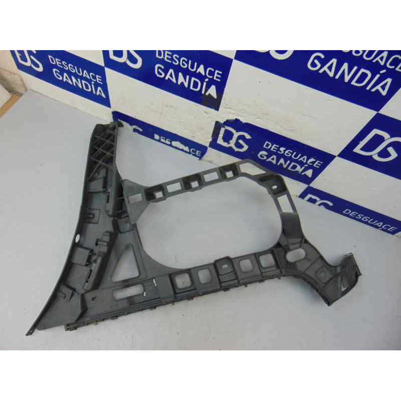 3C8807394B  MOLDURAS TRASERAS VOLKSWAGEN PASSAT CC (357) Básico 2010 3C8807394B 185683 VOLKSWAGEN - 2