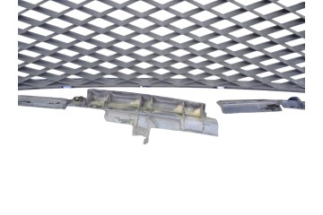 AZUL PARAGOLPES DELANTERO FORD FOCUS BERLINA (CAP)