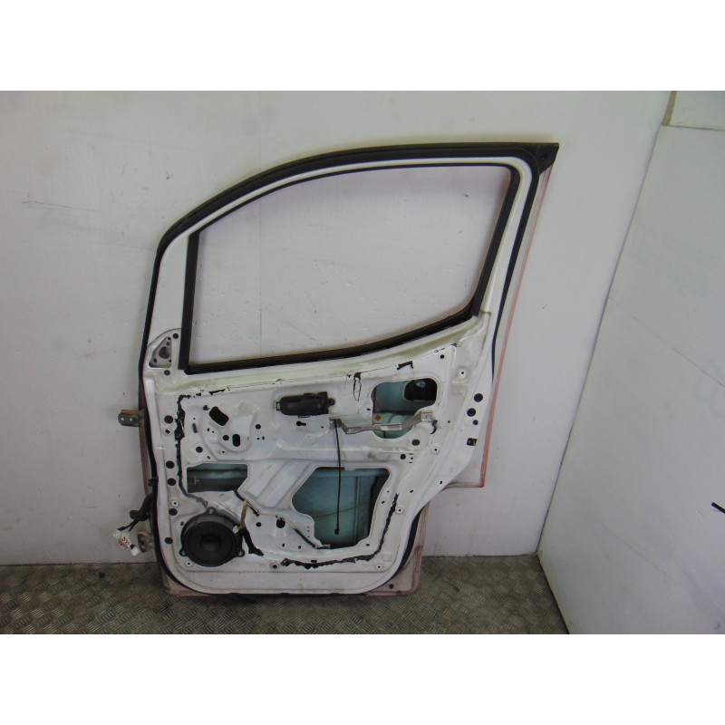 ROJA PUERTA DELANTERA DERECHA NISSAN NV200 /EVALIA (M20/M)