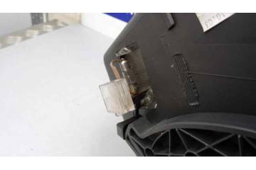 GUANTERA VOLKSWAGEN TOURAN (1T2)